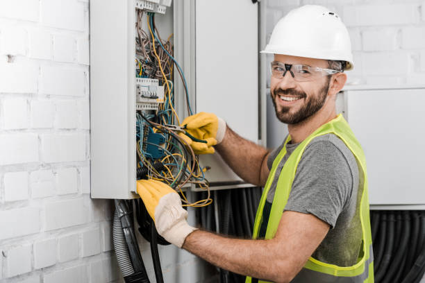 Best Electrical Outlet Repair  in Roaming Shores, OH